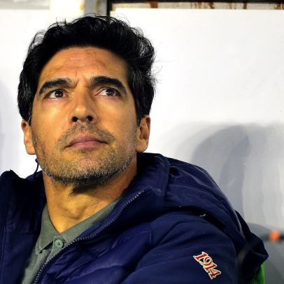 Abel reconhece xingamentos da torcida e evita comentar sobre seu futuro no Palmeiras