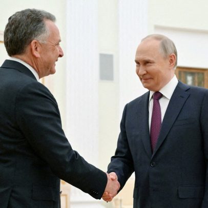 Trump destaca progresso nas negociações com a Rússia, mas sanções continuam previstas