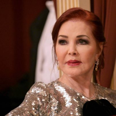 Priscilla Presley é acusada de desligar aparelhos de Lisa Marie por herança de Elvis