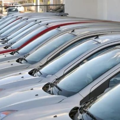 Anfavea revisa para baixo previsão de vendas de veículos devido a juros altos