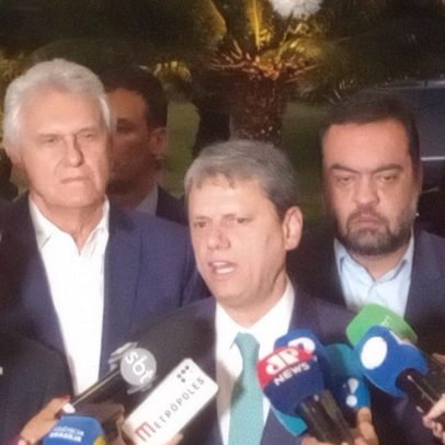 Tarcísio defende ceder entre Poderes e sugere anistia após reunião de governadores