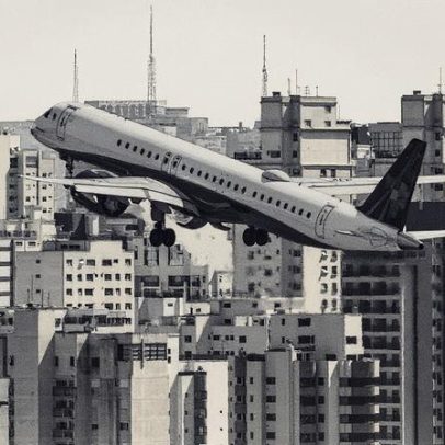 Azul aumenta voos para Orlando após encerrar operações em 14 cidades brasileiras