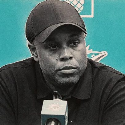 Miami inicia 'reset' após anos de gastos excessivos, afirma o GM Chris Grier