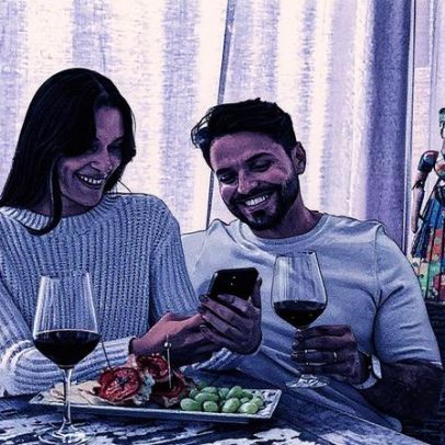 Wine celebra Dia do Pendura com descontos de até 80% em vinhos e promoções especiais