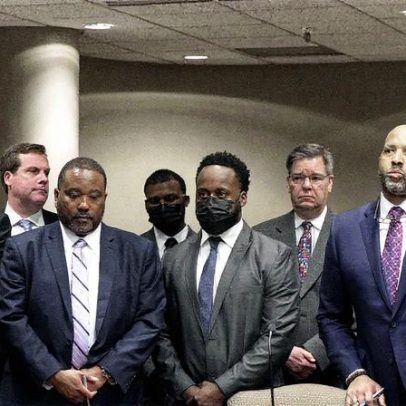 Juíza determina novo julgamento para ex-policiais envolvidos na morte de Tyre Nichols