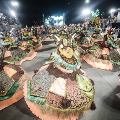Caminho Niemeyer ganha passarela em linha reta para o carnaval de Niterói em 2026
