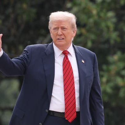 Trump autoriza investimentos em criptomoedas e ativos alternativos em 401(k)s