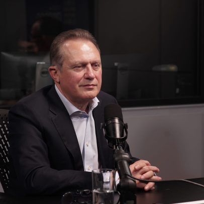 Brasil enfrenta queda na competitividade devido a tarifas de Trump, afirma CEO da JBS