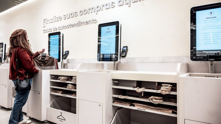 Renner tech: varejista aposta em internet das coisas, algoritmos e robôs desde o estoque até o pós-venda (Foto: LAN/Renner/Divulgação)