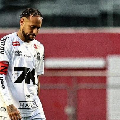 Torcida do Santos visita CT e ouve Neymar sobre mudanças no clube