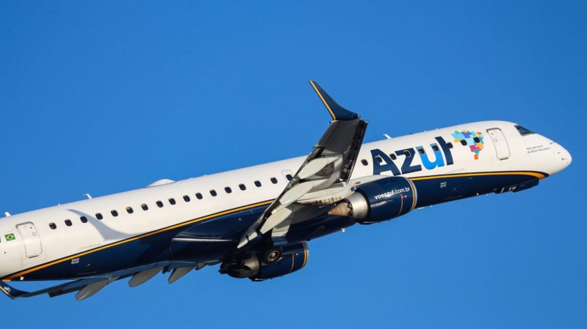 Azul: Em maio, a companhia já havia informado que poderia sair da recuperação judicial nos EUA até o início de 2026 (Foto: Luiz Souza/NurPhoto/Getty Images)