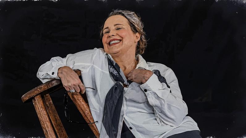 Ana Beatriz Nogueira apresenta peça inspirada em Clarice Lispector no teatro (Foto: Reprodução)