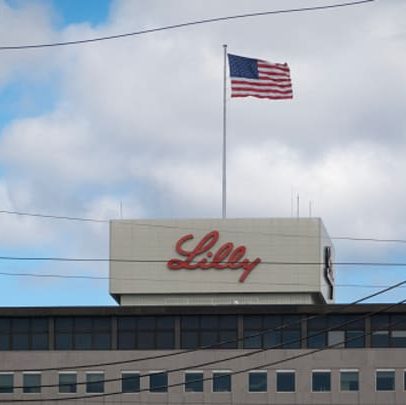 Mercado financeiro: Eli Lilly se defende e Tesla passa por mudanças significativas