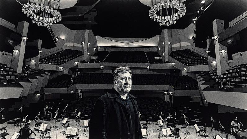 O compositor Thomas Adès no Auditorio Nacional de Música de Madrid, em 2020. (Foto: Samuel Sánchez)