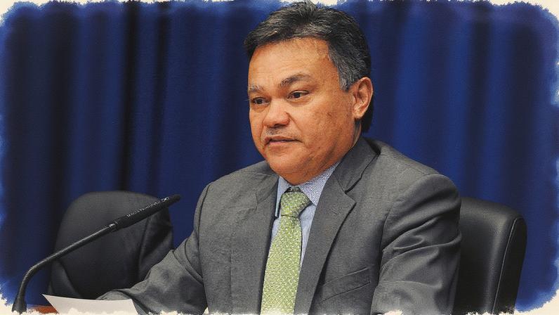 Promotor de Justiça em evento, posando para a foto (Foto: Reprodução)
