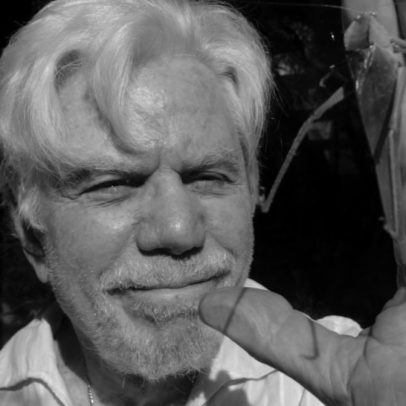 Reginaldo Faria celebra 88 anos com novo filme e defende valorização dos veteranos