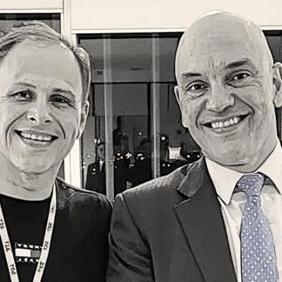 Moraes exige defesa de ex-assessor acusado de vazar mensagens confidenciais