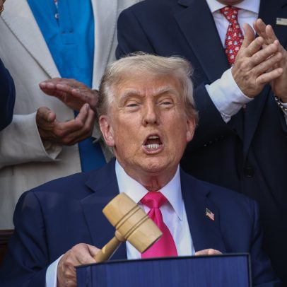 Brasil e Canadá enfrentam altas tarifas de Trump; veja lista completa de países taxados