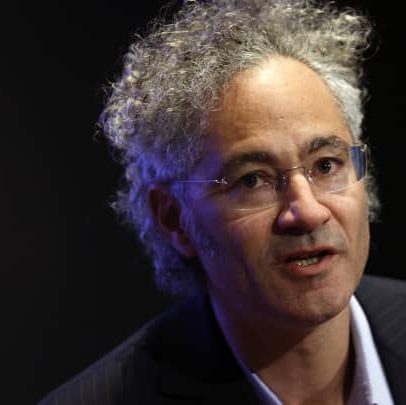 Palantir atinge receita de US$ 1 bilhão e eleva previsões para o futuro