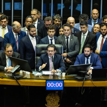 Motta se reúne com líderes para discutir o fim do foro privilegiado após obstrução