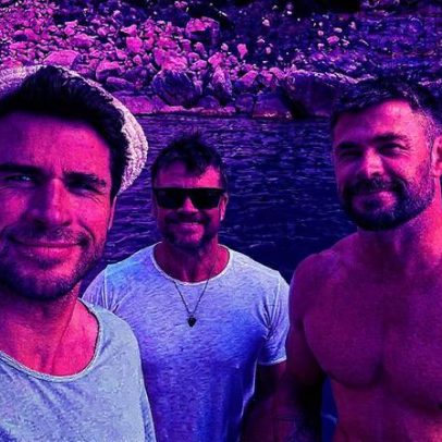 Liam Hemsworth elogia abdômen de Chris e celebra aniversário do irmão Thor