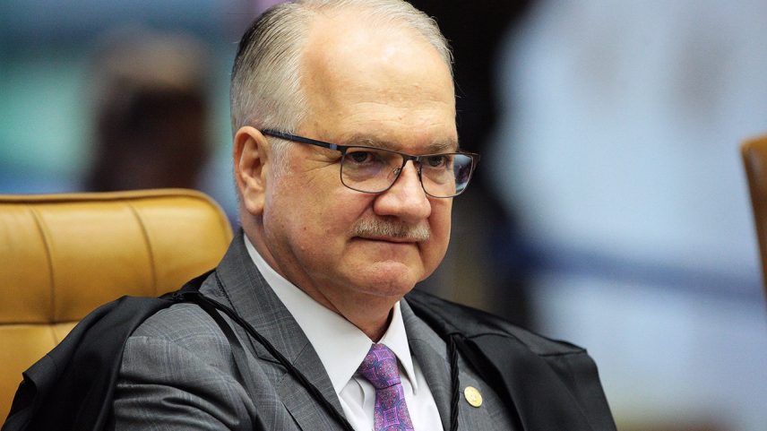 Ministro Edson Fachin em sessão do STF que julga se delegados de polícia podem fechar acordo de delação premiada, em Brasília - 13/12/2017 (Foto: Nelson Jr./SCO/STF/Divulgação)