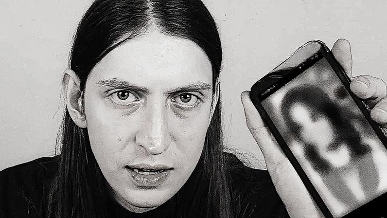 O youtuber Felca fez um vídeo denunciando a adultização e sexualização de crianças e adolescentes nas redes sociais. (Foto: @felcaseita via YouTube)