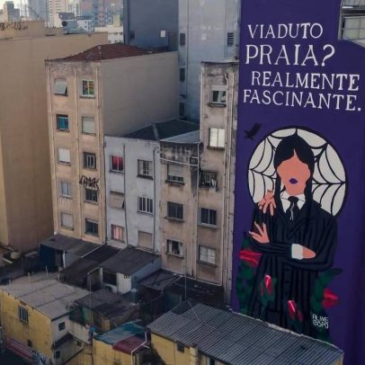 Prédio ao lado do Minhocão é multado por grafite da série 'Wandinha'