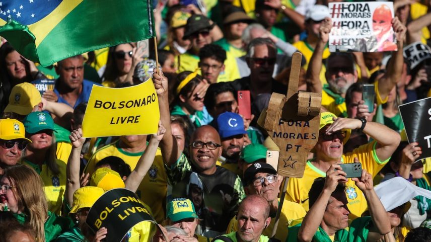 Monitor do Debate Político do Cebrap/USP estimou 37,6 mil pessoas em ato em favor do ex-presidente Jair Bolsonaro na Avenida Paulista neste domingo, 3 de agosto (Foto: Felipe Rau/Estadão)