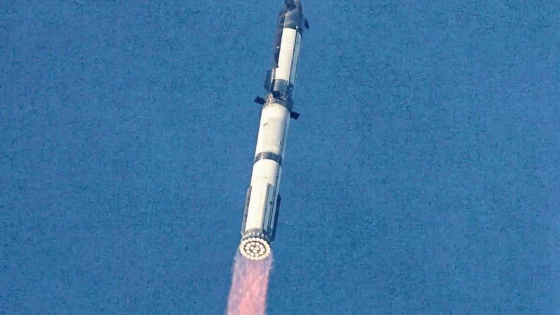 O foguete Starship em seu último voo deste, em maio deste ano (Foto: Joe Skipper - 27.mai.2025/Reuters)