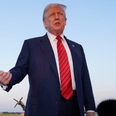 Trump sugere tarifas de até 250% sobre medicamentos importados nos EUA