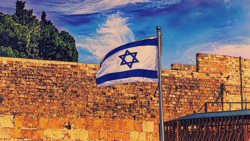 Mais da metade dos evangélicos ouvidos na pesquisa dizem ter uma visão positiva de Israel. (Foto: Canva)