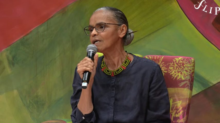 A Ministra do Meio Ambiente, Marina Silva, que participou nesta sexta-feira de mesa de debates na Flip, em Paraty. (Foto: Reprodução/Flip via YouTube)