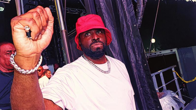 Funkmaster Flex anunciou que seu último show na Hot 97 acontecerá no Dia do Trabalho (1º de setembro). (Foto: Reprodução)