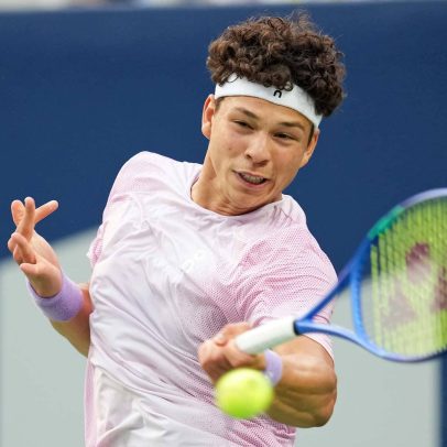 Shelton desafia Zverev em emocionante confronto nas quartas de Cincinnati