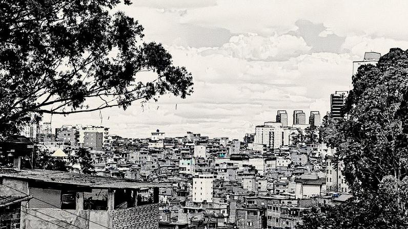 Vista panorâmica da favela de Paraisópolis, em São Paulo (Foto: Anderson Jorge/Folhapress)
