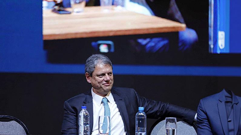 Governador de São Paulo, Tarcísio de Freitas (Republicanos), durante evento da federação dos partidos União Brasil e PP (Foto: União Progressistas/Divulgação)