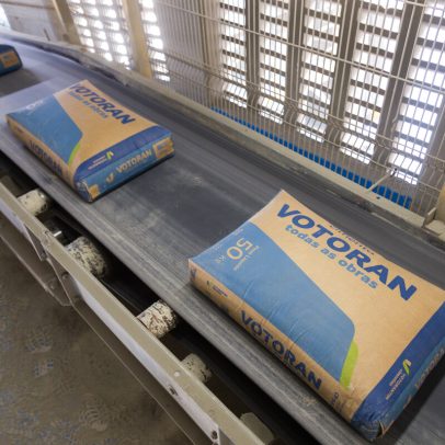 Votorantim Cimentos registra lucro de R$ 1,80 bi no 2º trimestre após prejuízo anterior