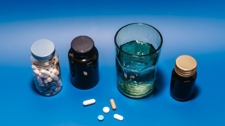 Alguns suplementos podem trazer benefícios modestos, como ajudar você a adormecer um pouco mais rápido à noite, e apresentar efeitos colaterais mínimos quando consumidos em doses menores (Foto: Andrea Arevalo/For The Washington Post)