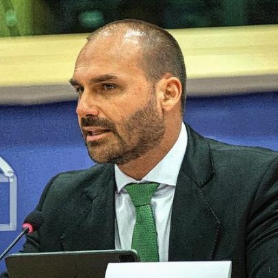 Eduardo Bolsonaro se afasta do PL e inicia busca por novo partido político