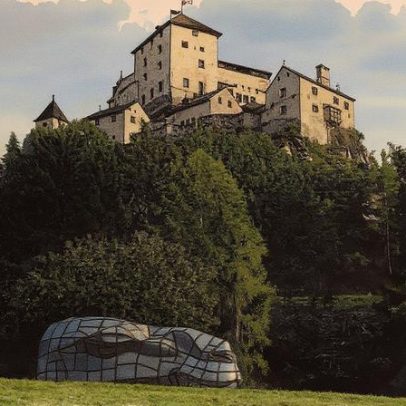 Artista suíço Not Vital transforma Alpes em um playground de arte inovadora