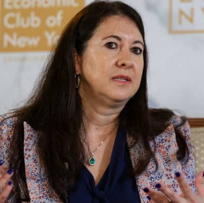 Adriana Kugler renuncia ao Fed e Trump ganha chance de nova indicação para o cargo