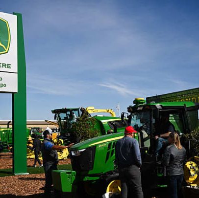 John Deere estima impacto de US$ 600 milhões em tarifas neste ano
