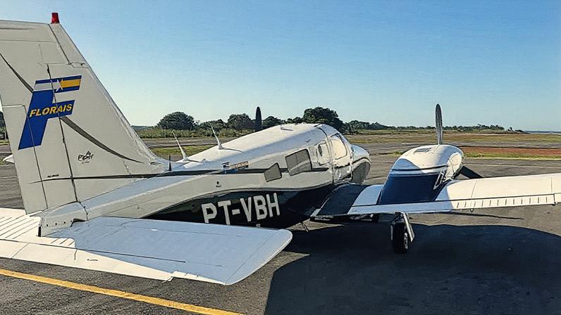 Frota de aeronaves da Florais Táxi Aéreo, empresa suspeita de irregularidades (Foto: Reprodução)