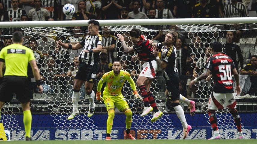 Everson foi destaque na disputa de pênaltis em que Atlético-MG eliminou Flamengo na Copa do Brasil (Foto: Pedro Souza / Atlético)