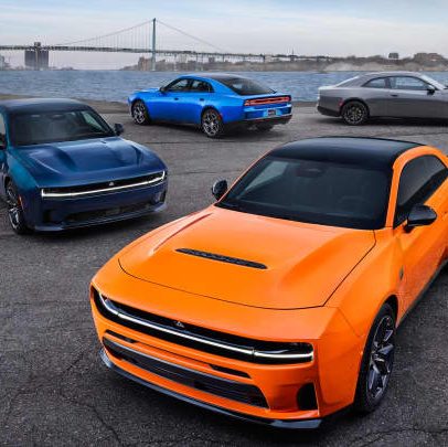 Dodge apresenta novidades na linha de muscle cars de 2026 com foco em opções variadas