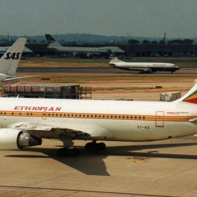 Piloto do voo Ethiopian 691 desafia sequestradores e pousa no mar sem combustível