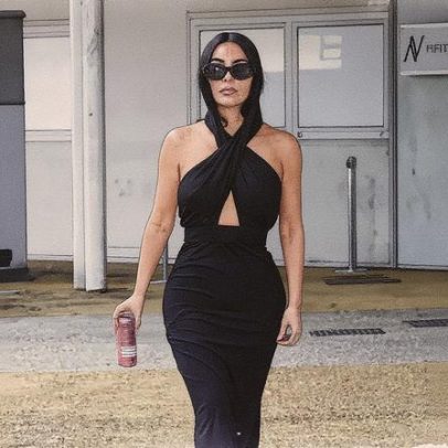 North West e Kim Kardashian desfilam em estilo ousado no Festival de Veneza