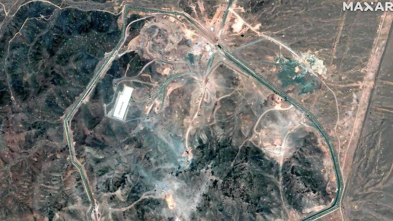 Vista aérea do complexo nuclear de Fordow dias depois do ataque dos EUA, a cerca de 30 km de Qom, no Irã (Foto: Maxar Technologies - 1.jul.25/AFP)