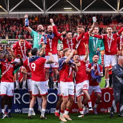 Wrexham conquista acesso à Championship e mira a Premier League na próxima temporada